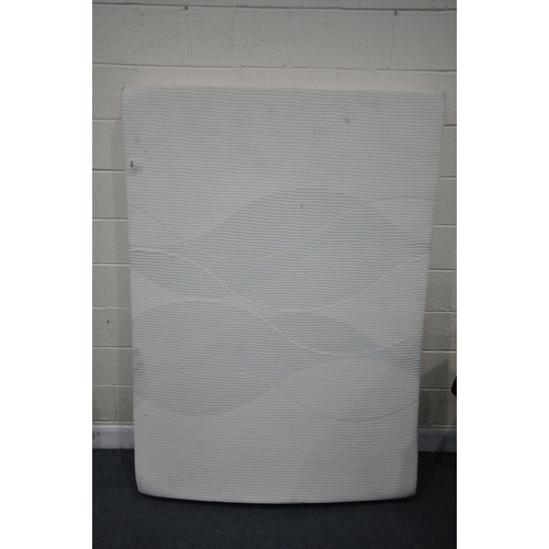 1491 - A 4FT6 MEMORY FOAM MATTRESS TOPPER (some marks)