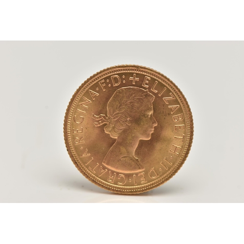 24 - AN ELIZABETH II FULL GOLD SOVEREIGN COIN, depicting George and the Dragon dated 1966, approximate di... 