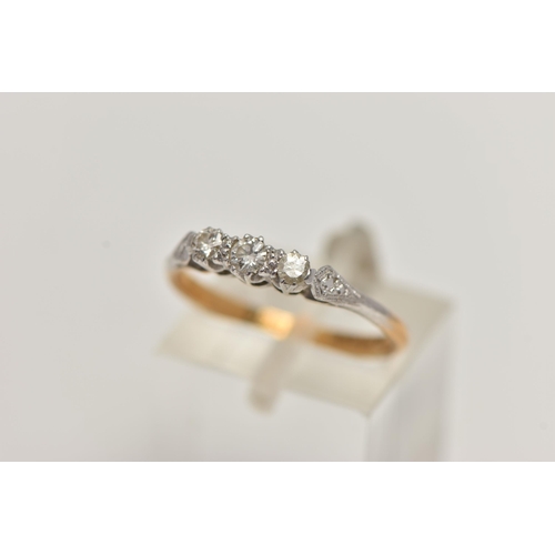 47 - A THREE STONE DIAMOND RING, three round brilliant cut diamonds, prong set in white metal leading on ... 