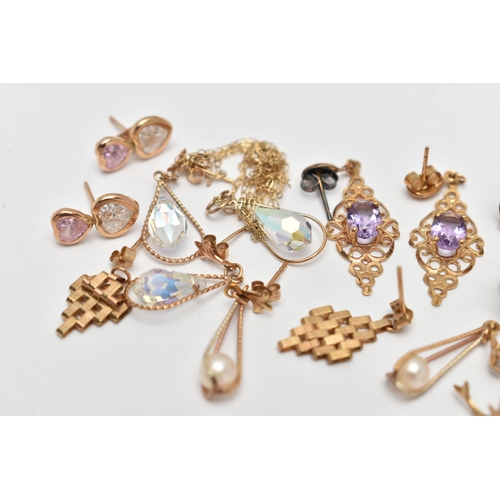 121 - EIGHT ITEMS OF JEWELLERY, to include a pair of faceted paste drop earrings and matching pendant, als... 