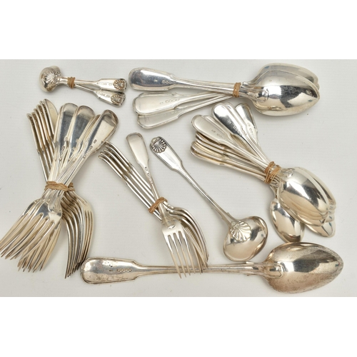 222 - AN ASSORTMENT OF VICTORIA I SILVER CUTLERY, six table spoons, six desert forks, twelve desert spoons... 