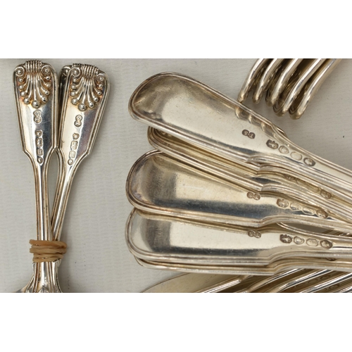 222 - AN ASSORTMENT OF VICTORIA I SILVER CUTLERY, six table spoons, six desert forks, twelve desert spoons... 