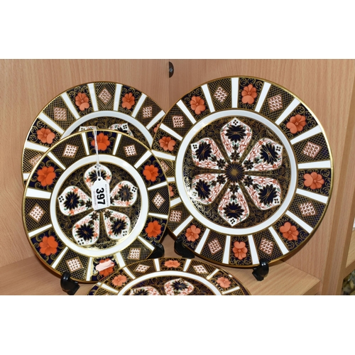 397 - SIX ROYAL CROWN DERBY IMARI 1128 PLATES, comprising two 23.5cm plates, two 18cm plates (both second ... 