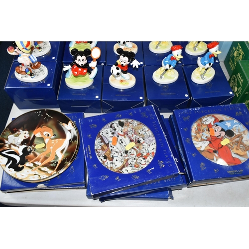 512 - FIFTEEN BOXED KENLEYS LTD. WALT DISNEY'S PORCELAIN FIGURES, comprising three 'Pinocchio Going To Sch... 