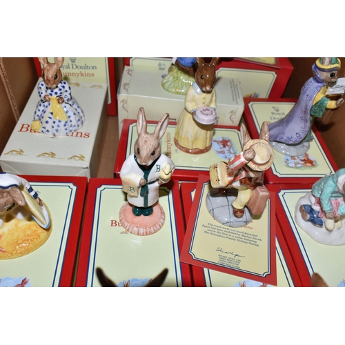 545 - A BOX AND LOOSE BOXED ROYAL DOULTON BUNNYKINS FIGURES, eighteen figures comprising Santa Bunnykins '... 