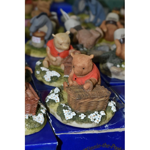 579 - WINNIE THE POOH ORNAMENTS ETC, TO INCLUDE TWENTY-TWO ARDEN SCULPTURES 'WINNIE THE POOH' ORNAMENTS, t... 