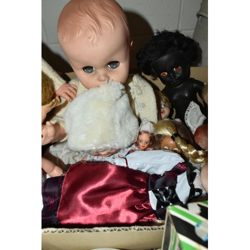 598 - A QUANTITY OF VINTAGE DOLLS AND CLOTHING, to include an Amanda Jane doll and quantity of branded clo... 