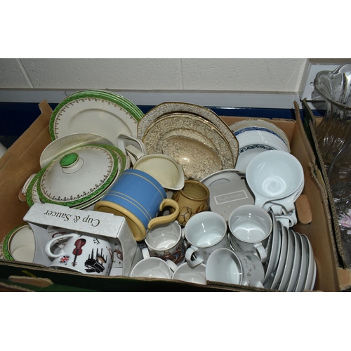 622 - FIVE BOXES AND LOOSE ASSOERTD CERAMICS AND GLASS ETC, to include Royal Standard 'Trend' teacups, cof... 