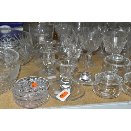 627 - A SMALL QUANTITY OF CUT GLASS AND DECORATIVE GLASSWARES ETC, to include four Stuart small wine glass... 