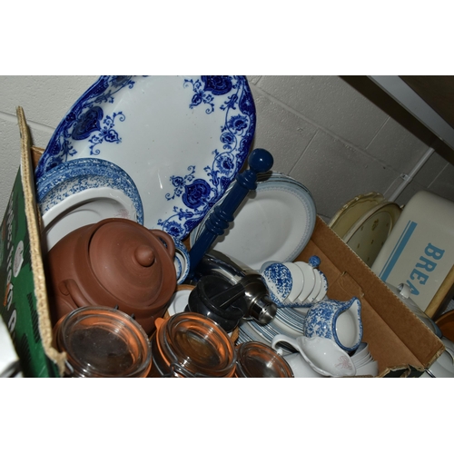 628 - FOUR BOXES AND LOOSE CERAMICS AND KITCHEN WARES ETC, to include a 27cm salt glazed jug - firing crac... 