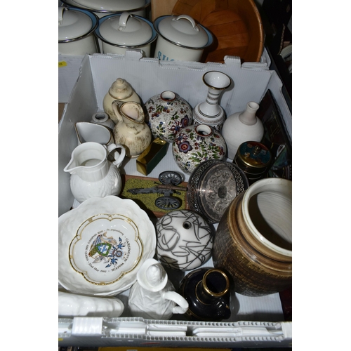 628 - FOUR BOXES AND LOOSE CERAMICS AND KITCHEN WARES ETC, to include a 27cm salt glazed jug - firing crac... 