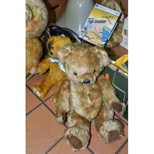 704 - A CHAD VALLEY GOLDEN PLUSH TEDDY BEAR, plastic eyes, vertically stitched nose, jointed body, origina... 