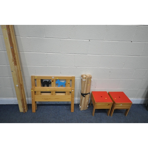 1313 - AN IKEA KRITTER CHILDS BED, with side rails and slats, along with a pair of small storage tubs (cond... 