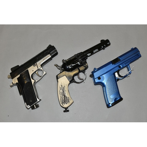 643 - A BB PISTOL, painted blue, bearing no makers name or serial number, together with a Co2 BB Daisy mod... 