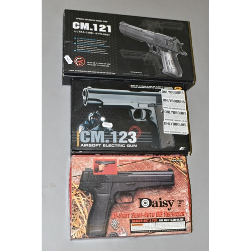 648 - A BB CO2 DAISY POWERLINE 454 REPEATER, plus 6 magazines, a 6mm BB GM 123 electric soft air pistol ba... 