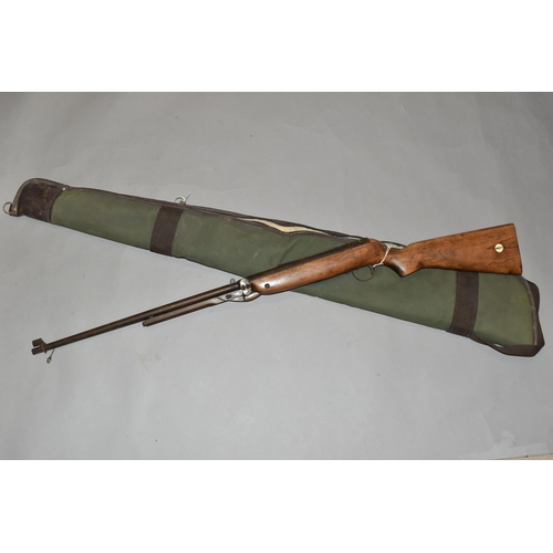 669 - A .22 '' MK 3 WEBLEY & SCOTT LEVER ACTION SPRING OPERATED AIR RIFLE, serial number A1478, it is in w... 