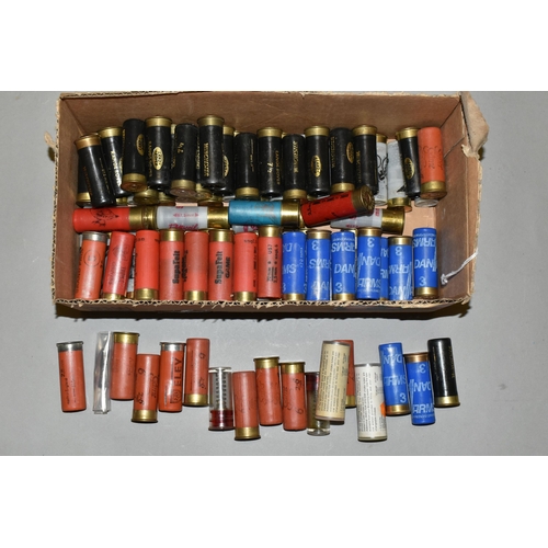 670 - A QUANTITY OF 12 BORE SHOTGUN CARTRIDGES, COMPRISING:- 27 x 70mm 1 1/8 oz No 6 shot Express, 9 x 70m... 