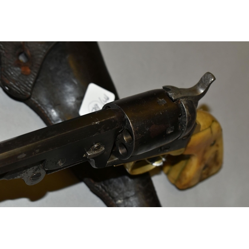 672 - AN ANTIQUE .36'' COLT, serial number 187053, which is likely to be a Navy model, fitted with a 7½ in... 