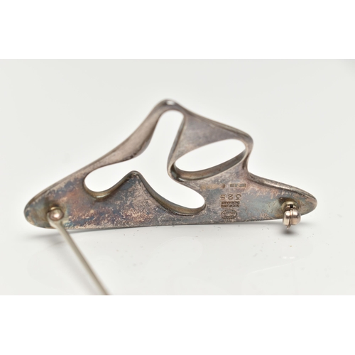 119 - A 1950'S GEORG JENSEN SILVER BROOCH, of abstract triangular design, Georg Jensen makers mark, silver... 