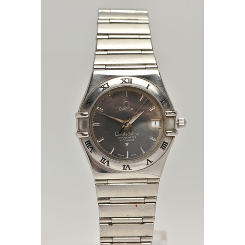 21 - A GENTS 'OMEGA CONSTELLATION' WRISTWATCH, automatic movement, round grey dial signed 'Omega Constell... 