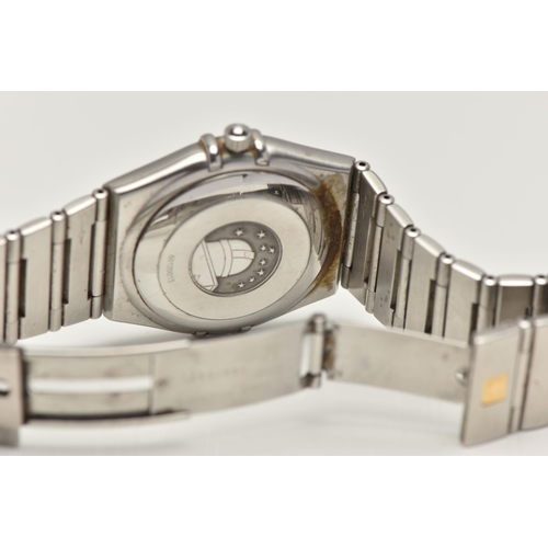 21 - A GENTS 'OMEGA CONSTELLATION' WRISTWATCH, automatic movement, round grey dial signed 'Omega Constell... 