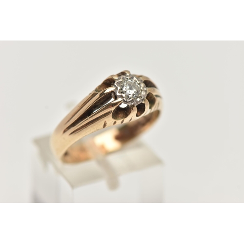 24 - A GENTS 9CT SINGLE STONE DIAMOND RING, round brilliant cut diamond, illusion claw setting, estimated... 