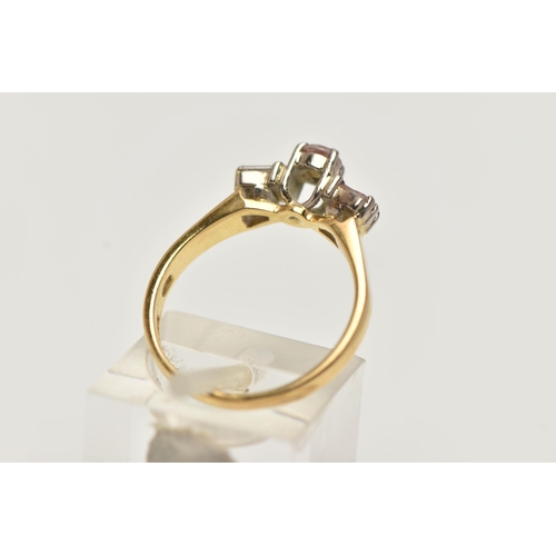 32 - AN 18CT GOLD, DIAMOND RING, designed with a central round brilliant cut diamond, in a raised four cl... 