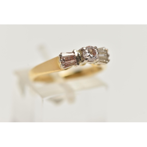 32 - AN 18CT GOLD, DIAMOND RING, designed with a central round brilliant cut diamond, in a raised four cl... 