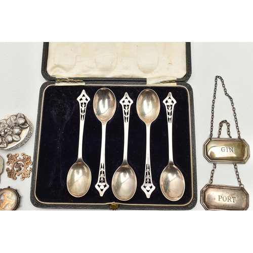 195 - A BOX OF ASSORTED SILVER ITEMS, to include a pierced bonbon dish, hallmarked Birmingham, four silver... 