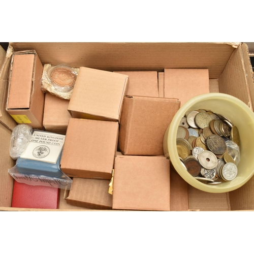 206 - A LARGE CARDBOARD TRAY OF MIXED WORLD COINS AND COMMEMORATIVES, to include a Proof 1588-1988 38mm 27... 