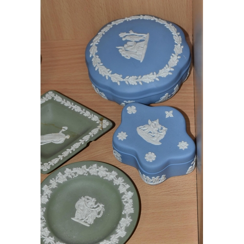 379 - A GROUP OF WEDGWOOD JASPERWARE, two blue trinket pots, two blue trinket dishes, three assorted shape... 