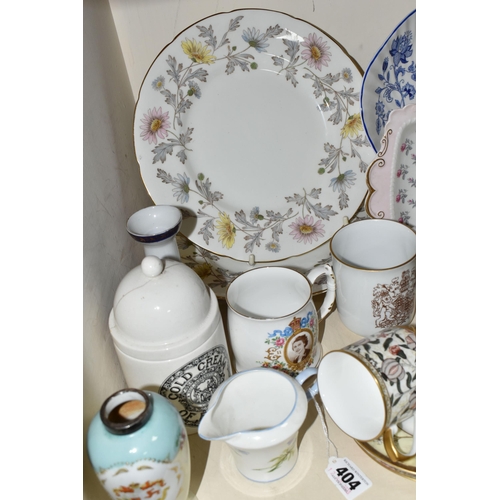 404 - A COLLECTION OF CERAMICS, to include a Shelley cream jug pattern no 2328 (tiny chip to lip), a silve... 