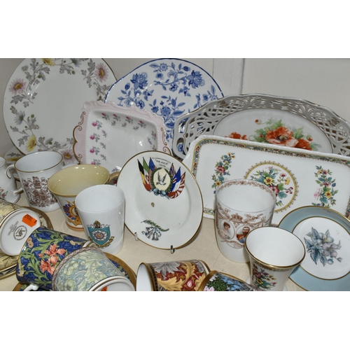 404 - A COLLECTION OF CERAMICS, to include a Shelley cream jug pattern no 2328 (tiny chip to lip), a silve... 