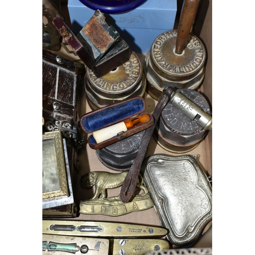 418 - ONE BOX OF METALWARE AND SUNDRIES, to include a blue Harrods coffee grinder, a silverplate purse, tw... 