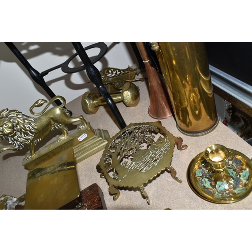 465 - A GROUP OF BRASS AND COPPER ITEMS, to include a set of S Mordan & Co postal scales with various weig... 