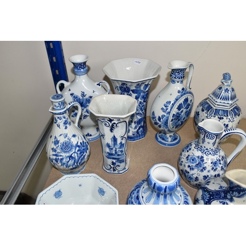 467 - A GROUP OF DELFT VASES, JUGS AND BOWL, ten pieces to include an octagonal footed bowl, a jug with st... 