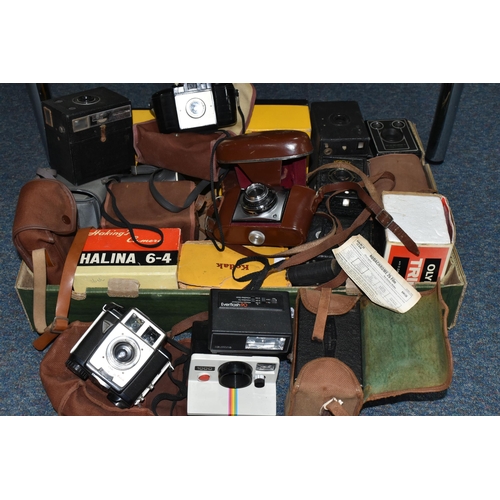 506 - ONE BOX OF VINTAGE CAMERAS, eighteen cameras to include a Kodak Brownie Cresta 3, a Rajar No.6 camer... 