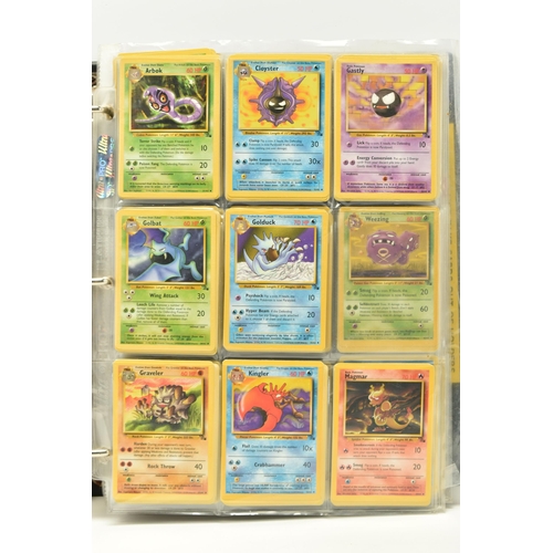 573 - QUANTITY OF POKEMON FOSSIL AND BASE SET 2 CARDS, includes numerous cards from both sets, condition r... 