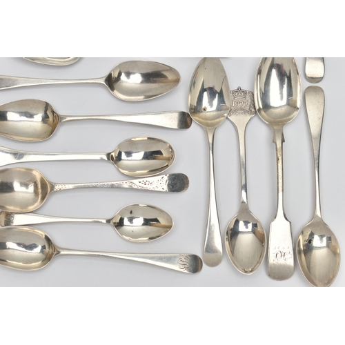 166 - A BAG OF ASSORTED 18TH, 19TH AND 20TH CENTURY SILVER TEASPOONS AND A BUTTER KNIFE, various patterns,... 