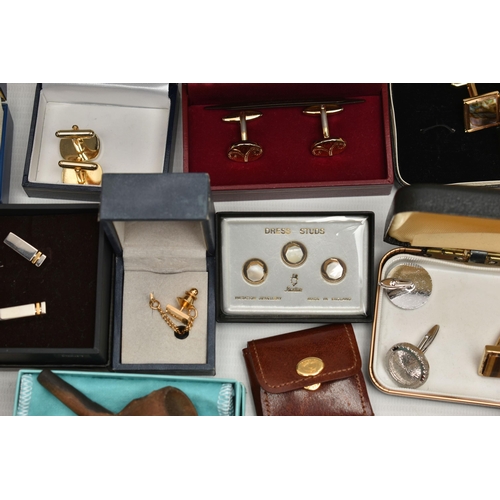 91 - A BOX OF ASSORTED ITEMS, to include a pair of silver cufflinks, square form with decorative Birmingh... 