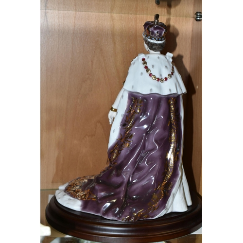 382 - A ROYAL WORCESTER 'QUEEN ELIZABETH II' FIGURINE, depicting the late Queen in her coronation robes, a... 