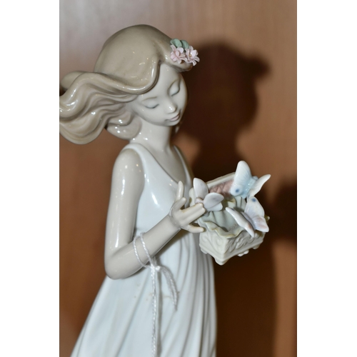 403 - TWO LLADRO FIGURES, comprising 5050 'Dancer', height 30cm and 6777 'Butterfly Treasures', height 32c... 