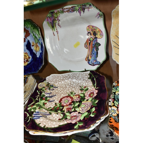 416 - A COLLECTION OF ART DECO STYLE ROYAL WINTON - GRIMWADES AND SIMILAR CAKE PLATES AND CAKE STANDS, twe... 