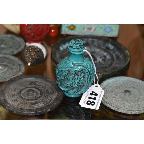 418 - A GROUP OF ORIENTAL ITEMS, comprising a group of five Chinese archaic bronze mirrors, four corroded,... 