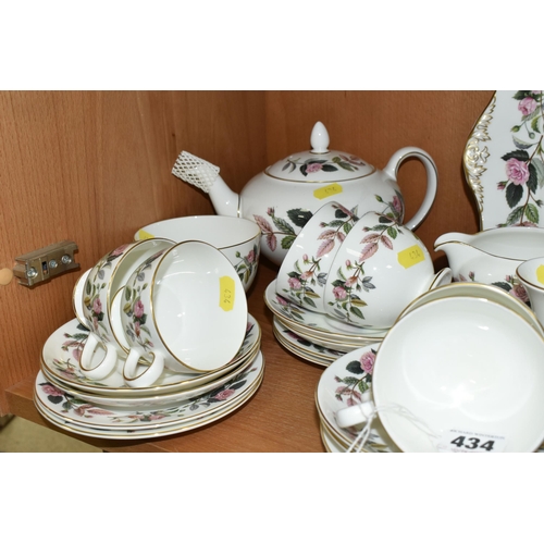 434 - A QUANTITY OF WEDGWOOD 'HATHAWAY ROSE' PATTERN TEAWARE AND GIFTWARE, comprising six cups, six saucer... 