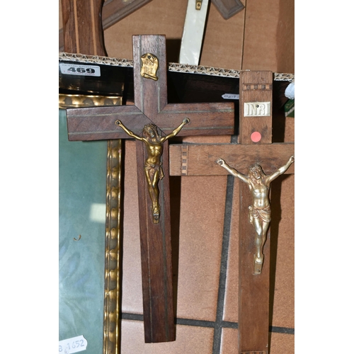 469 - ONE BOX OF RELIGIOUS CRUCIFIXES, to include an assortment of wooden and metal crucifixes and three g... 