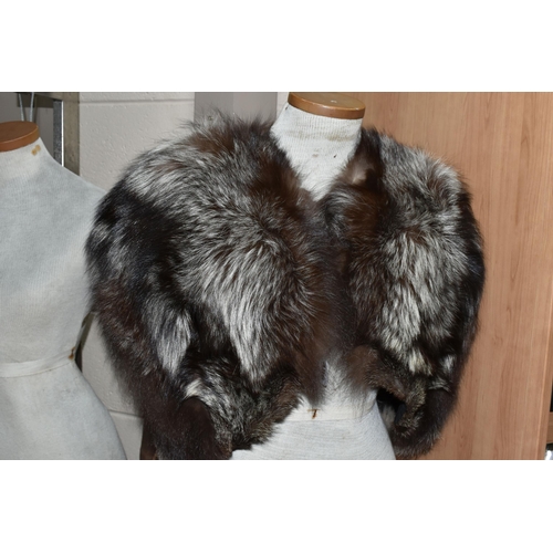 486 - A  NORWEGIAN FOX FUR CAPELET AND MATCHING FUR MUFF, 1930'S, grey and white, with original delivery b... 