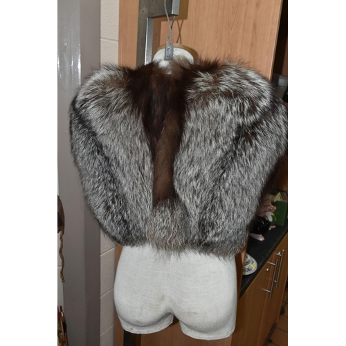 486 - A  NORWEGIAN FOX FUR CAPELET AND MATCHING FUR MUFF, 1930'S, grey and white, with original delivery b... 