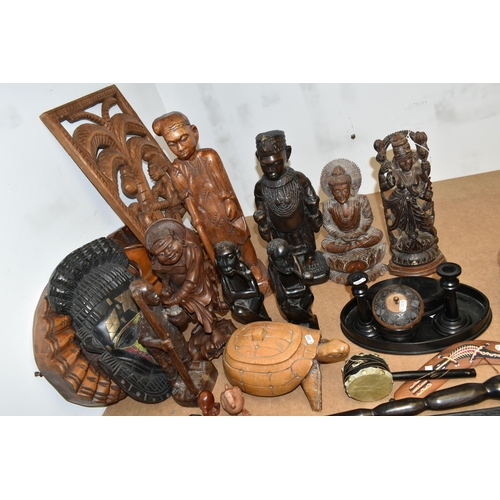 512 - A COLLECTION OF TRIBAL AND TOURIST ITEMS, twenty seven pieces to include a female bust, eight assort... 