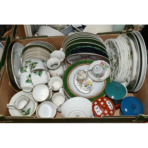 525 - FIVE BOXES OF CERAMICS, to include a boxed Royal Worcester 'Mayfield' pattern celebration cake stand... 